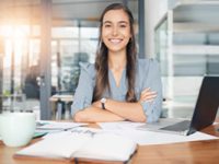 femme au bureau