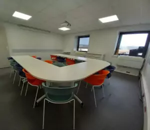 Aménagement de la salle de convivialité